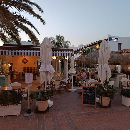 Uzhan Beach Hotel Bitez Extérieur photo