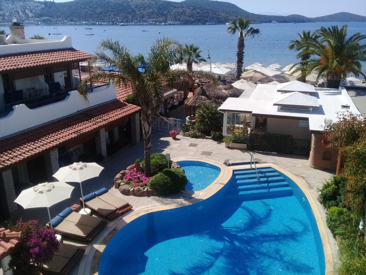 Uzhan Beach Hotel Bitez Extérieur photo