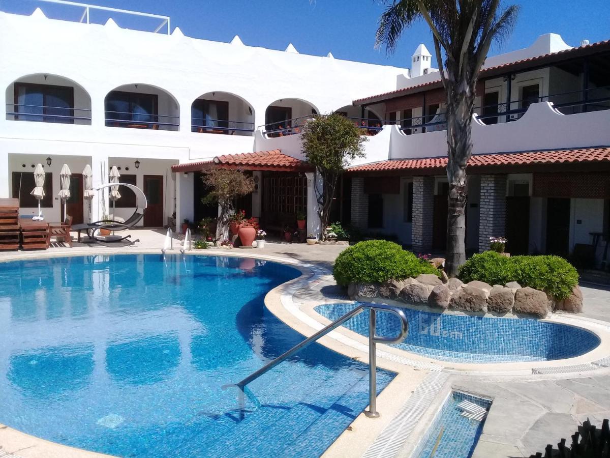 Uzhan Beach Hotel Bitez Extérieur photo