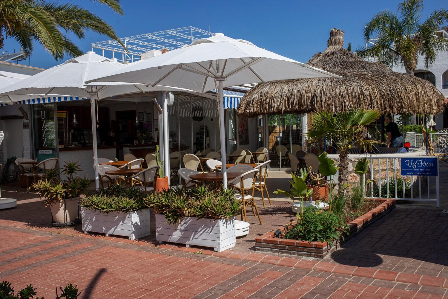 Uzhan Beach Hotel Bitez Extérieur photo