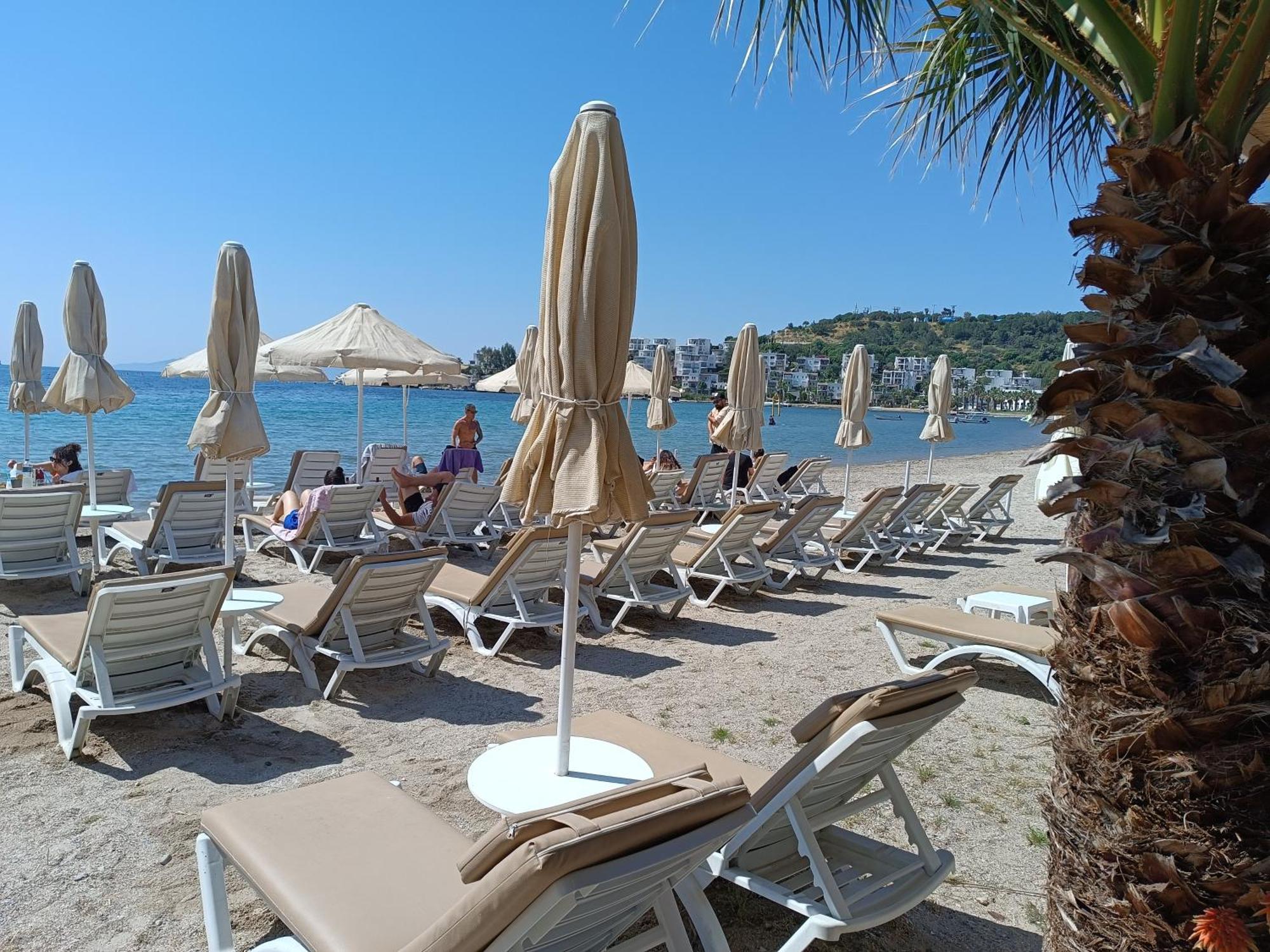 Uzhan Beach Hotel Bitez Extérieur photo