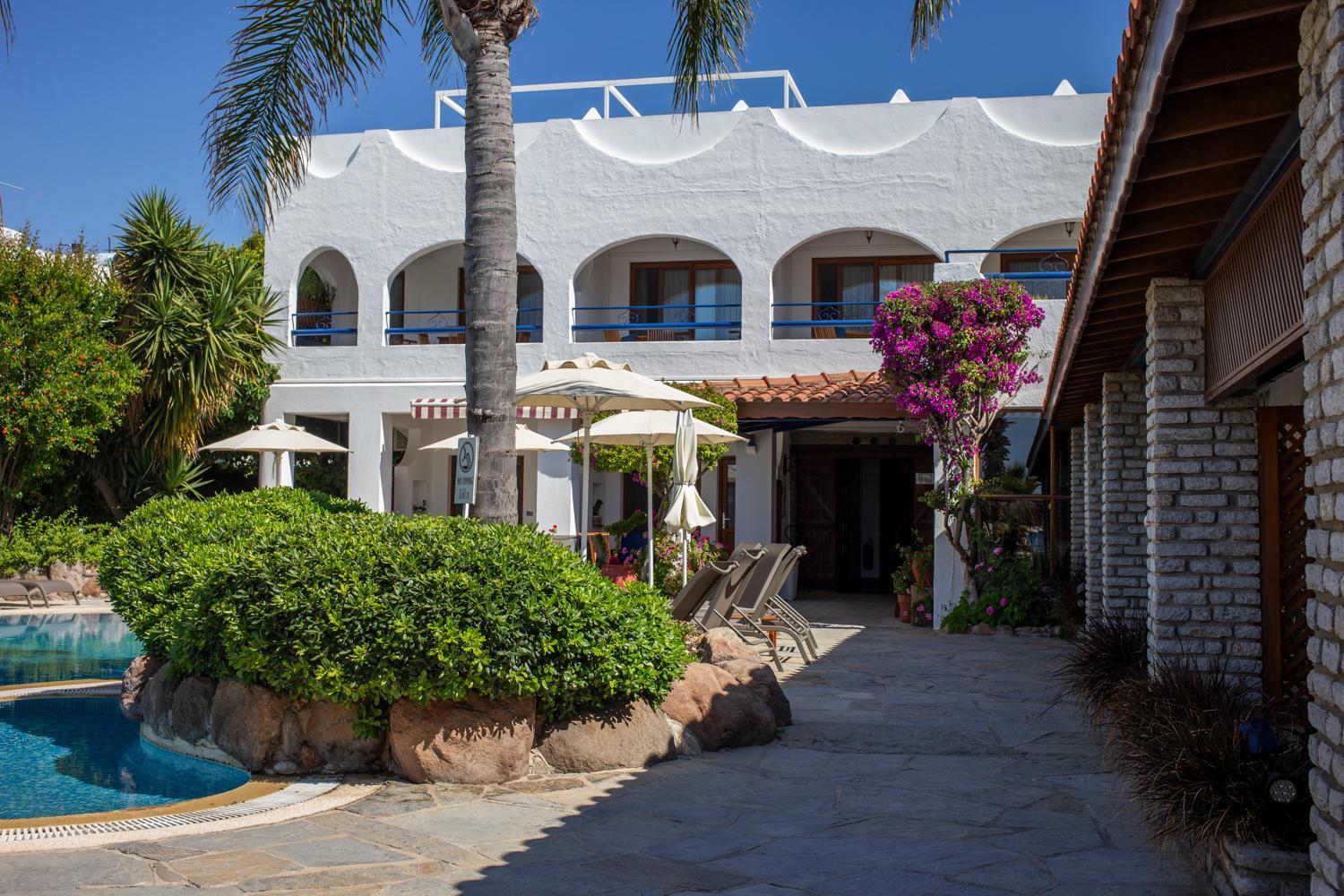 Uzhan Beach Hotel Bitez Extérieur photo
