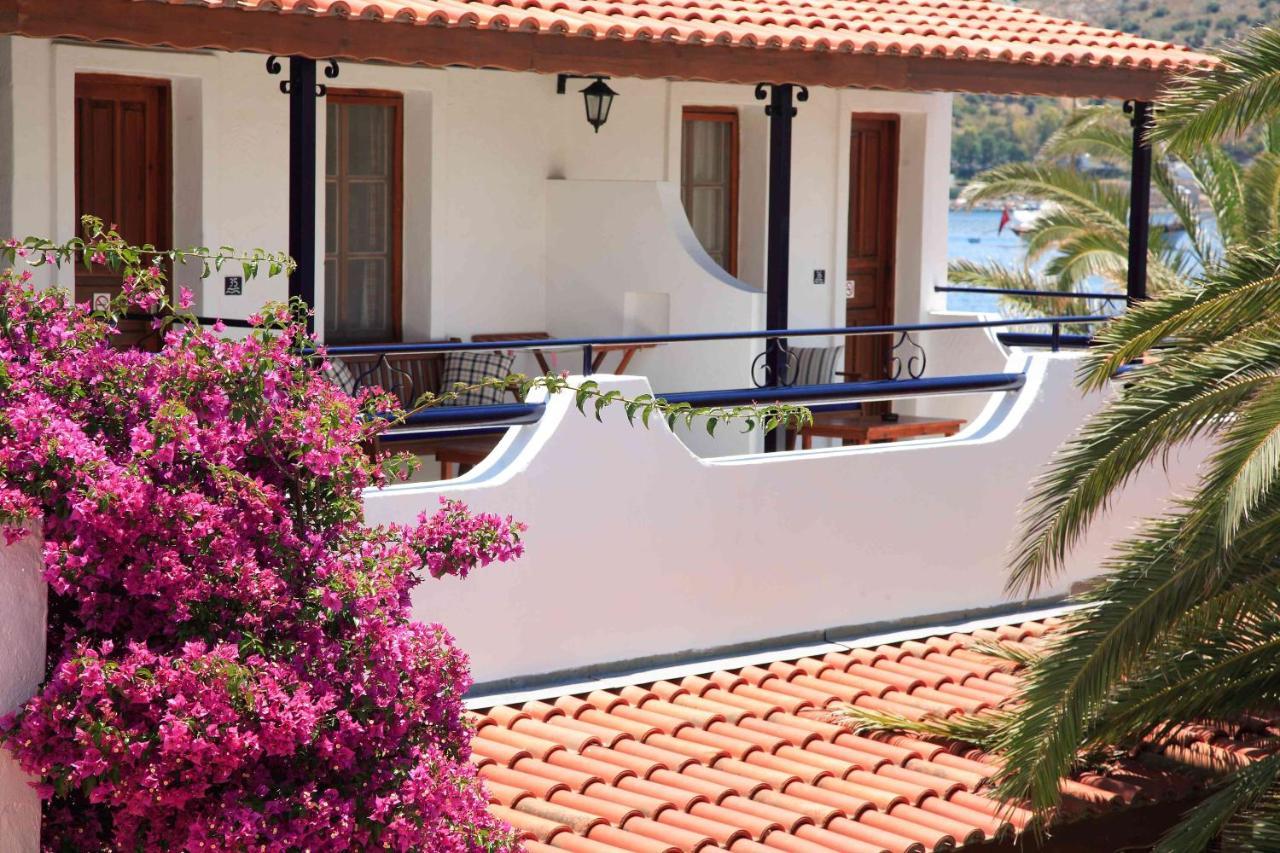 Uzhan Beach Hotel Bitez Extérieur photo